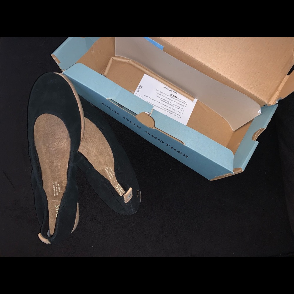 TOMS Olivia Black Suede Flats